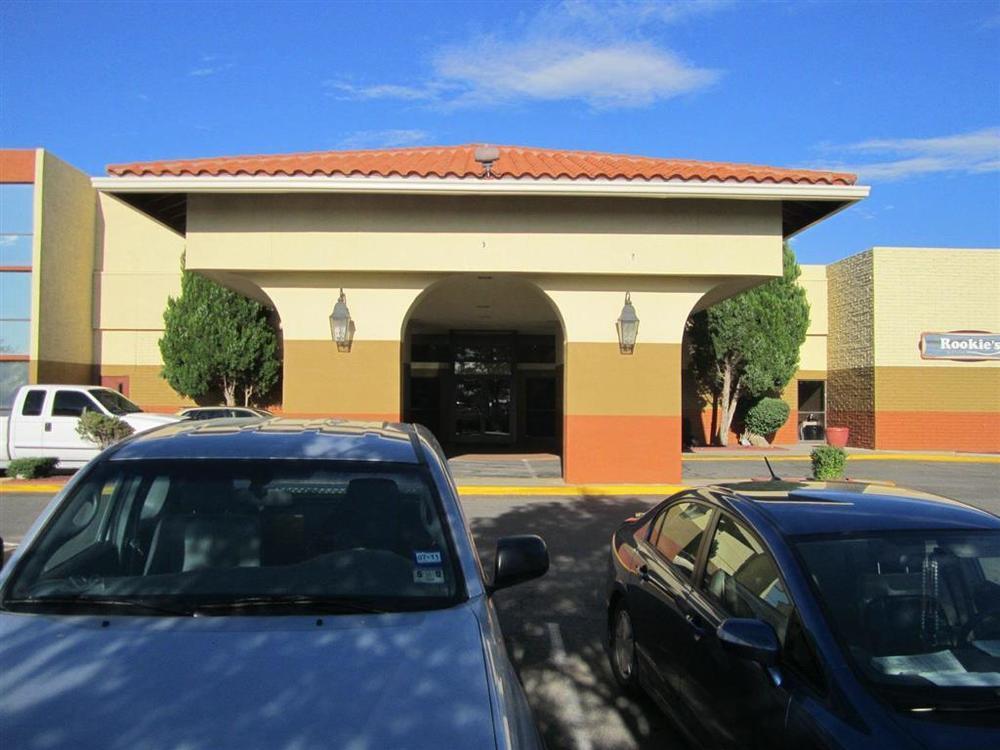 Red Lion Hotel Farmington Exterior photo