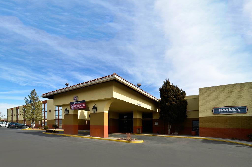 Red Lion Hotel Farmington Exterior photo